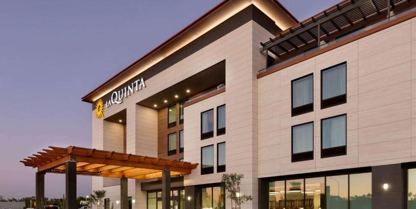 Hotel La Quinta Inn & Suites by Wyndham Santa Rosa Sonoma