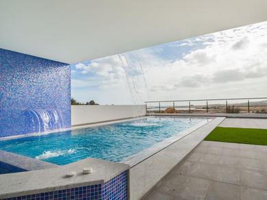 Вилла Villa Ria Alvor- Swimming pool & Jacuzzi