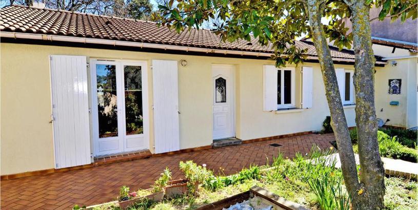 Holiday home Stunning home in St,Paul-Trois-Chteaux with 4 Bedrooms, WiFi and Outdoor swimming pool