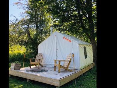 Luxury tent Tentrr - Brookside Haven In Maine