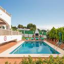 Holiday home Chalet Villa Rasen con piscina a 500m de la playa