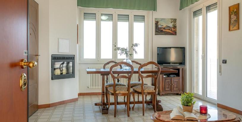 Апартаменты Beautiful 4-Bed Apartment in Limonta