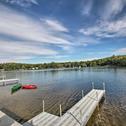 Holiday home Waterside Haven on Milton Pond with Deck and Boat Dock