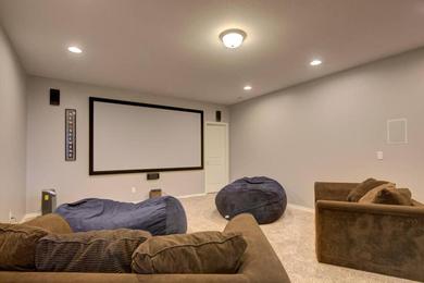 Villa Theater/Game Room,7Br/5Bath, 2 Masters, Pool Table