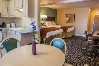 Отель Marinwood Inn & Suites
