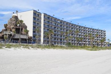 Мотель Days Inn by Wyndham Panama City Beach/Ocean Front