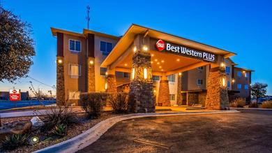 Отель Best Western Plus Seminole Hotel & Suites