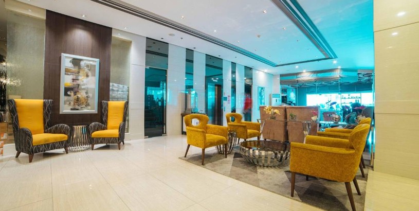 Hotel RedDoorz Premium @ West Avenue Quezon City