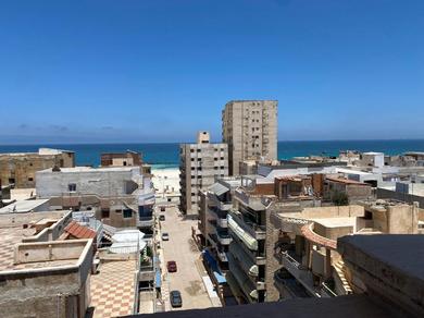 Отель Apartment with 3bed rooms in Al Agamy - EL Nakheil beach