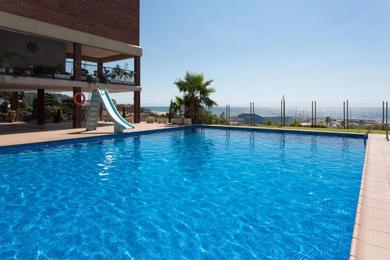 Apartments Tranquilidad junto al mar con piscina