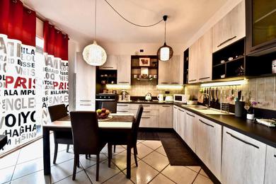 Modern- family apartment halfway between Milano and Como