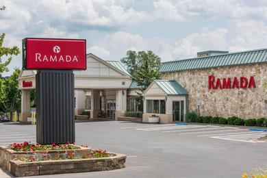 Hotel Ramada by Wyndham State College Hotel & Conference Center