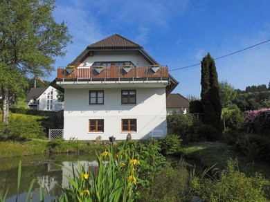 Apartments Cosy apartment with private garden in Brachthausen in the Sauerland
