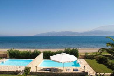 Вилла Beach Front Villa with Private Pool V