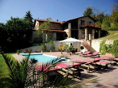 Holiday home Magnificent Mansion in Bastia Mondovi with Swimming Pool