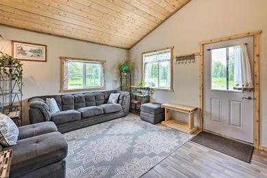 Holiday home Secluded Kenai Peninsula Cottage in Ninilchik