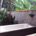 Lodge "Chalé Balines Oroboro" 1 - Casa com jardim de 150 m e cozinha completa em Macacos