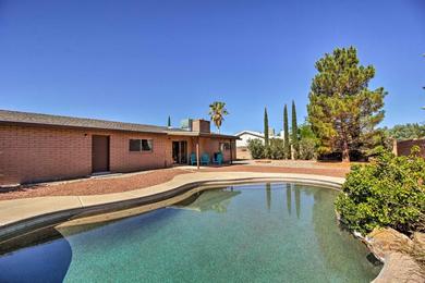 Дом отдыха Pearce-Sunsites Home with Pool and Desert Mtn Views!