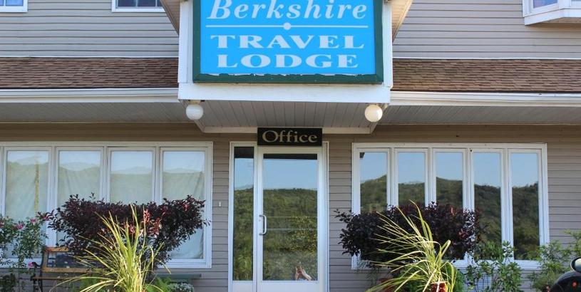 Motel Berkshire Travel Lodge