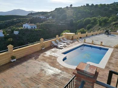 Villa 5 bedrooms villa with private pool enclosed garden and wifi at Almachar