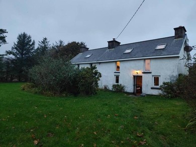Hotel Remarkable 3-Bed Cottage in Ahakista durrus