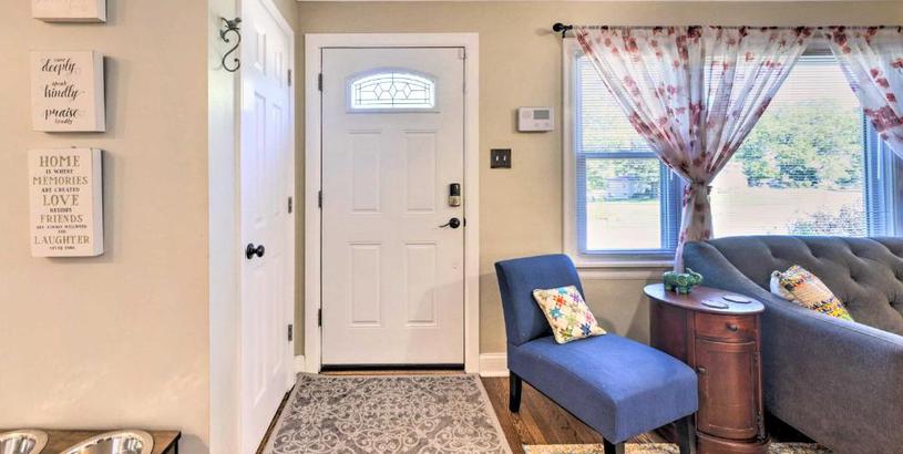 Holiday home Pet-Friendly St Louis Home with Private Yard!