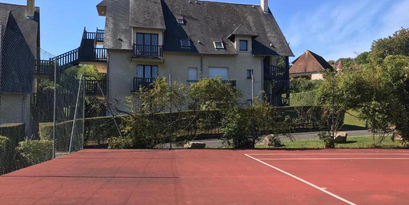 Апартаменты Résidence le Manoir du Mont Canisy Piscine & Tennis