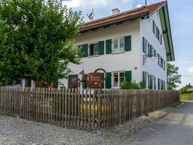 Дом отдыха Holiday home in the countryside in Friesenried in the Allgäu
