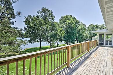 Lake House with Deck on Crown Lake near Ozark Forest
