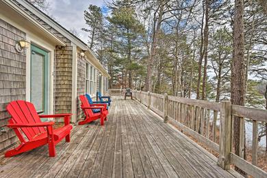 Holiday home Spacious Waterfront Falmouth Home on Jenkins Pond!