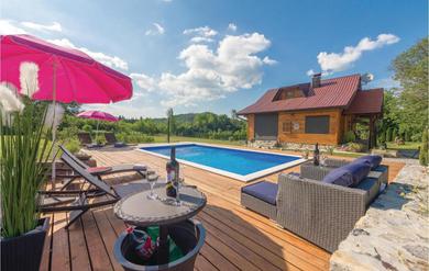 Holiday home Stunning home in Gospic w/ WiFi, Outdoor swimming pool and 3 Bedrooms