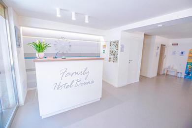 Отель Hotel Bruna