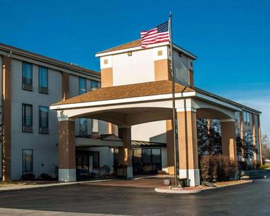Отель Quality Inn & Suites near St Louis and I-255