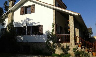 Chalet House - 4 Bedrooms - 9468