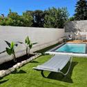 Апартаменты Charmant rez de villa avec piscine privée