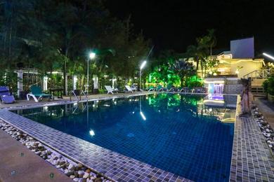 Hotel Natural Beach Hotel Pattaya