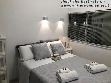 Hotel White Room
