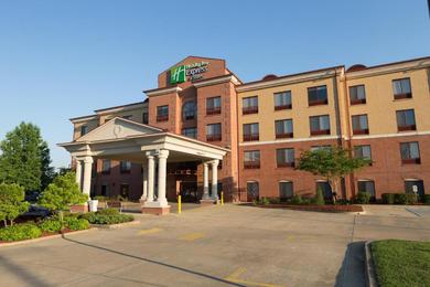 Отель Holiday Inn Express Hotel & Suites Clinton, an IHG Hotel