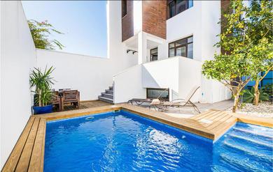 Awesome Home In Conil De La Frontera With 4 Bedrooms, Wifi And Outdoor Swimming Pool