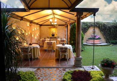 Hotel Hostal Villa Toscana
