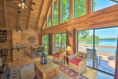 Holiday home Serene Lakefront Retreat with Dock and Game Room!
