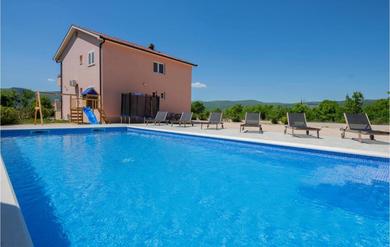 Holiday home Stunning Home In Prolozac Donji With Wifi, Private Swimming Pool And Outdoor Swimming Pool