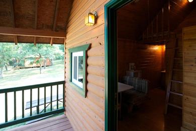 Гостевой дом Arrowhead Camping Resort Loft Cabin 22