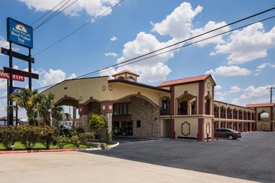 Motel Americas Best Value Inn Buda