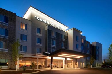 Отель TownePlace Suites by Marriott Cleveland Solon