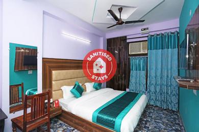 Hotel OYO Flagship 13028 Jhanvi Palace Inn