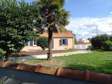 Holiday home Nantes Aéroport 2-5 couchages-Parking-Jardin