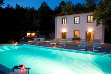 Villa VILLA LE BALZE Tuscany, private pool, property fenced, pet allowed.