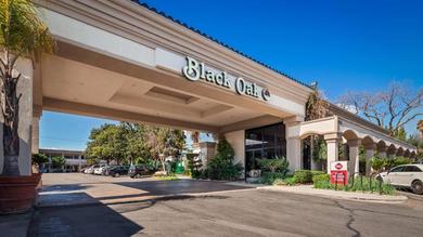 Отель Best Western Plus Black Oak