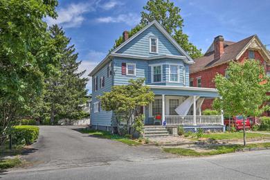 Holiday home Pet-Friendly Saugerties Home Walk to Main Street!